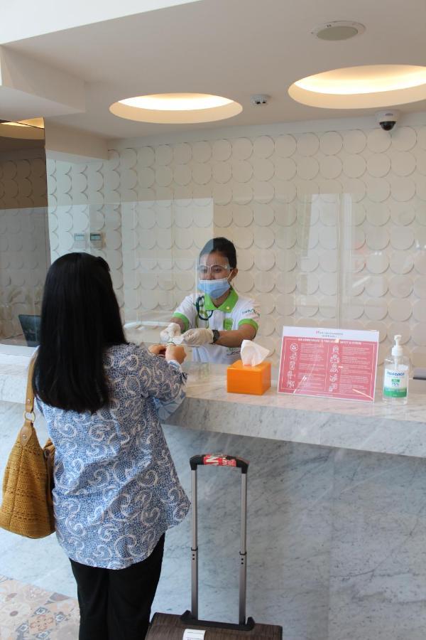 Zest Parang Raja Solo By Swiss-Belhotel International Bonorejo Buitenkant foto