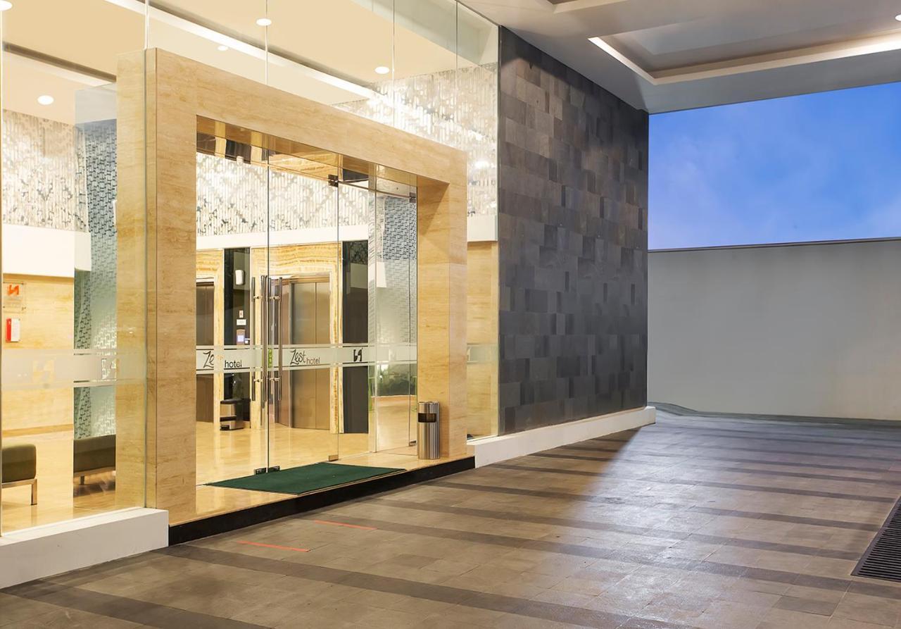 Zest Parang Raja Solo By Swiss-Belhotel International Bonorejo Buitenkant foto